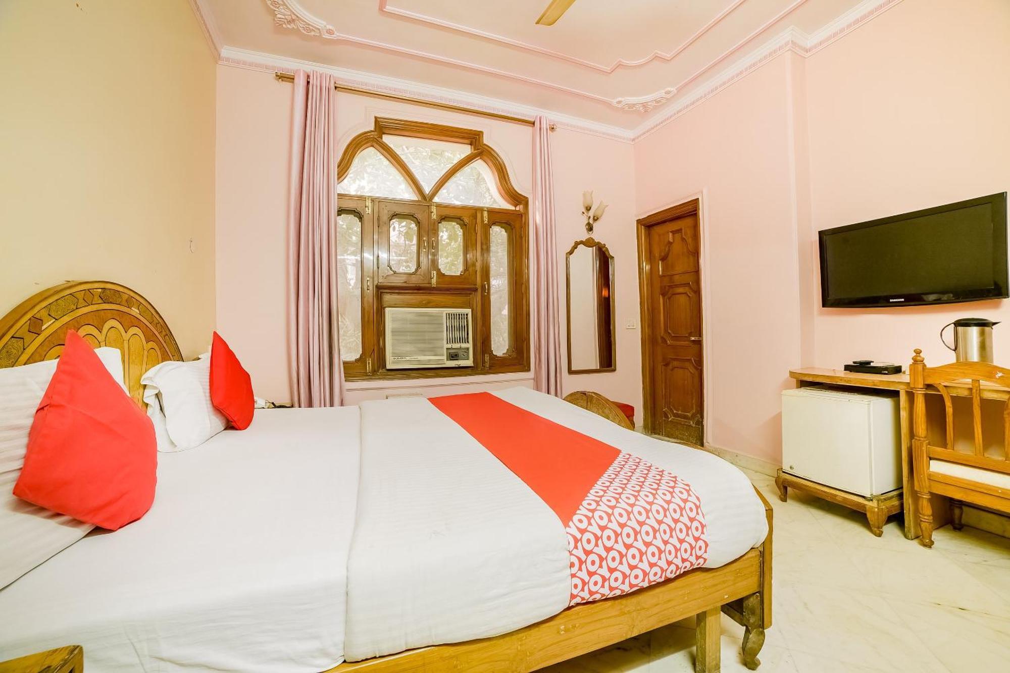 Super Hotel O Blue Sapphire Delhi Nueva Delhi Exterior foto
